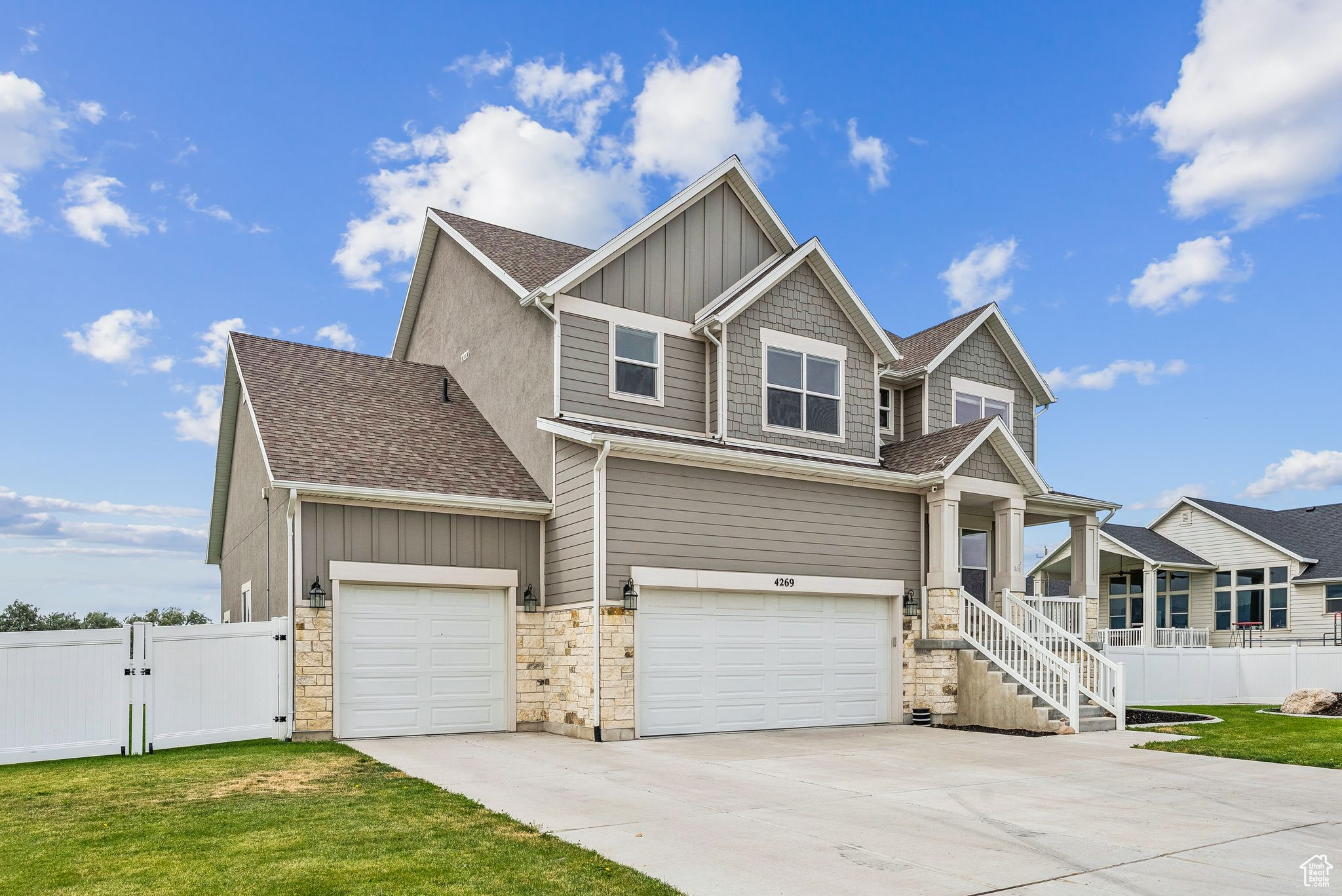 SUNSET EQUESTRIAN - Residential