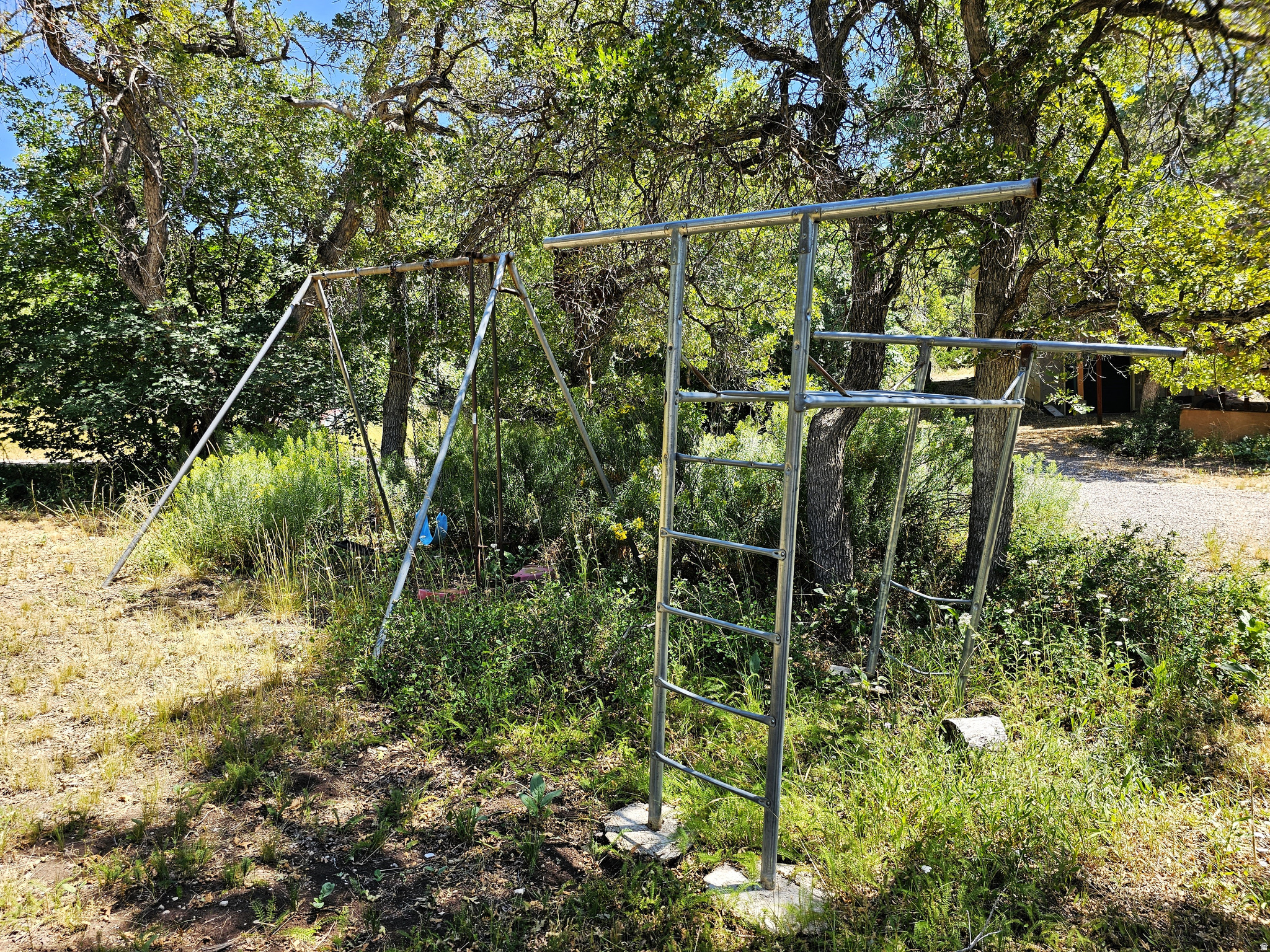 SKYLINE MOUNTAIN RESORT - Land