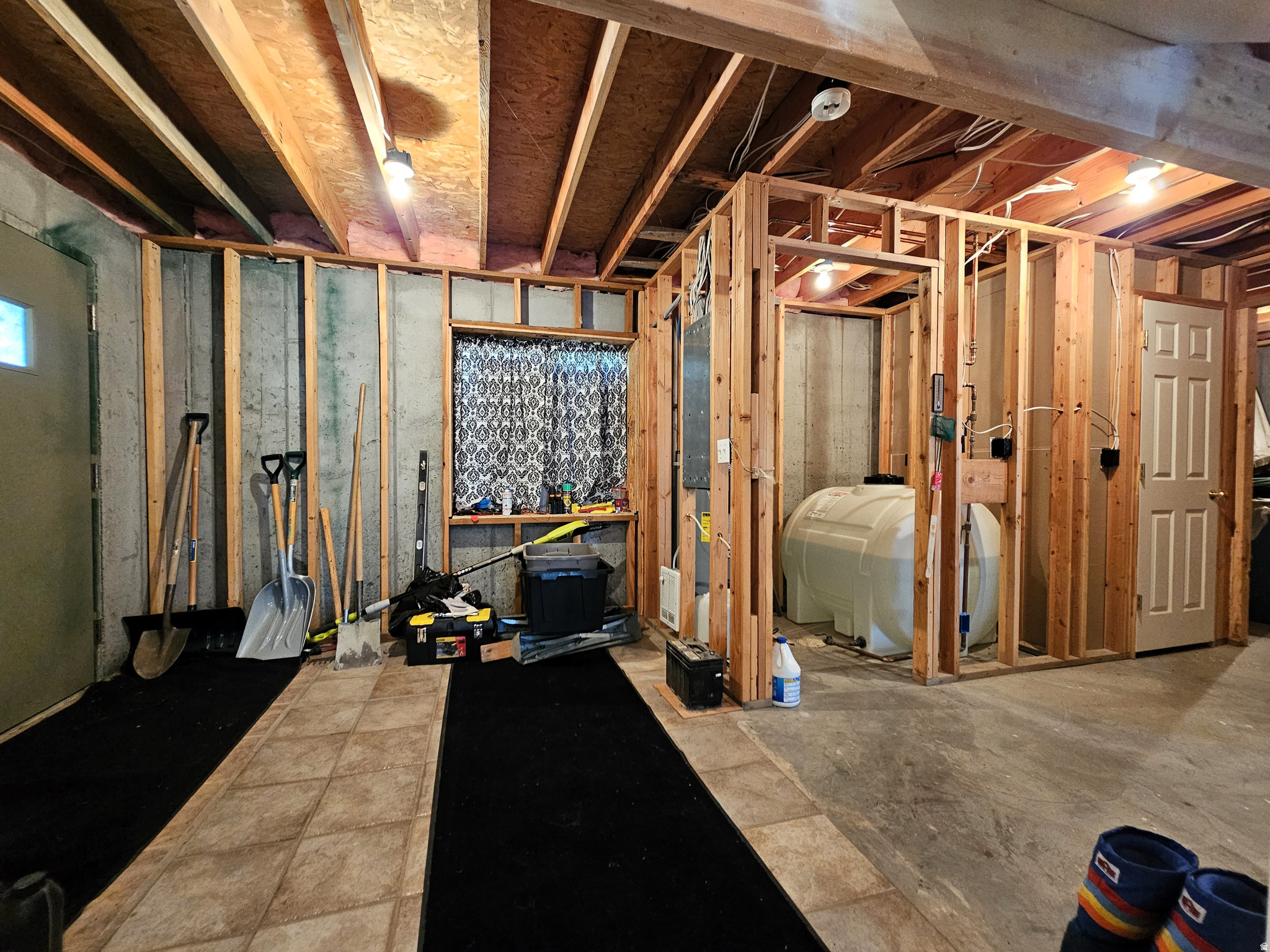 SKYLINE MOUNTAIN RESORT - Land