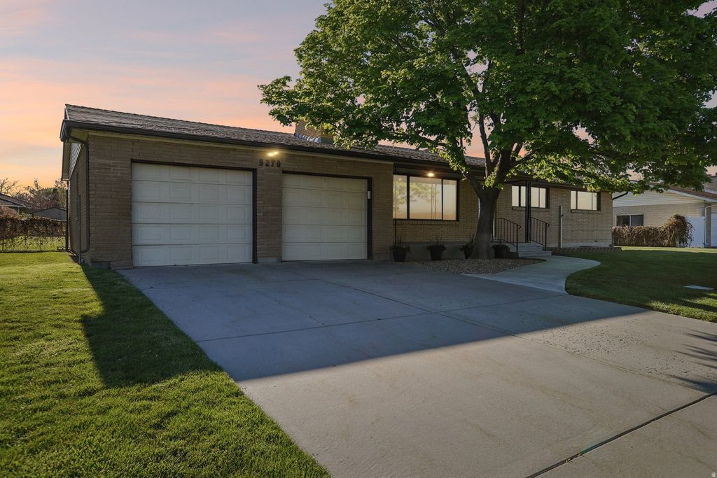 Photo of 9270 S JANA LEE DR, West Jordan, UT 84088 (MLS # 2155662)