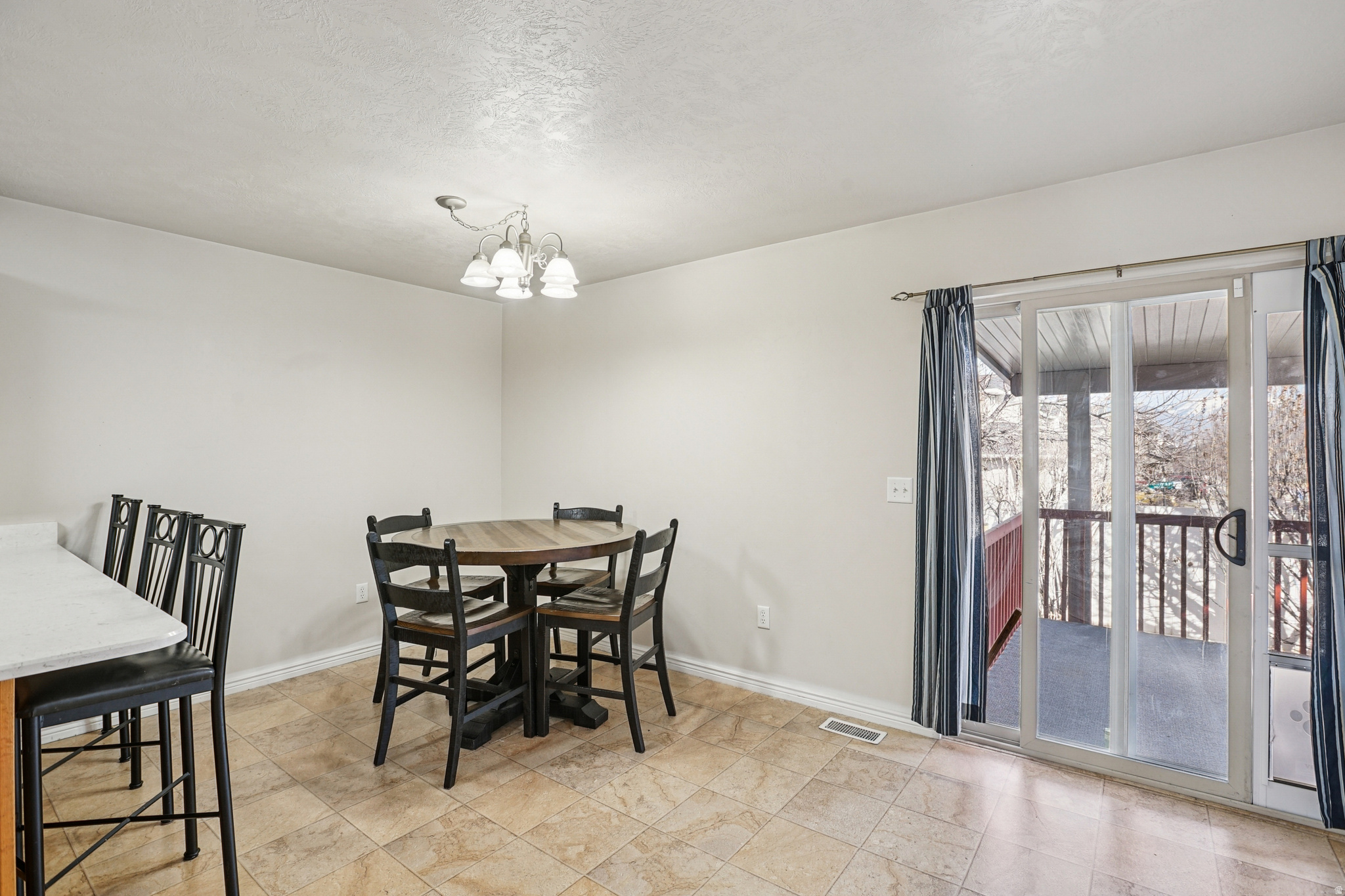 HERRIMAN VILLAGE - Residential