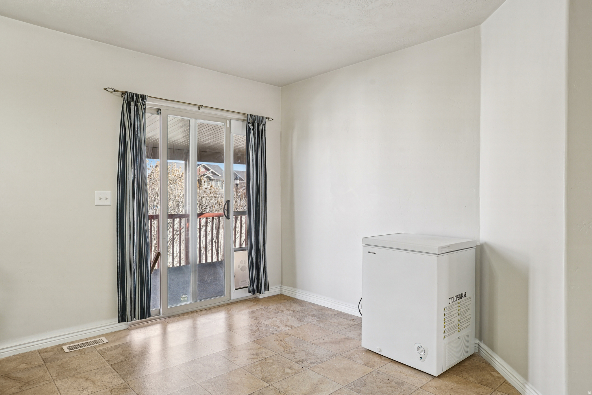 HERRIMAN VILLAGE - Residential