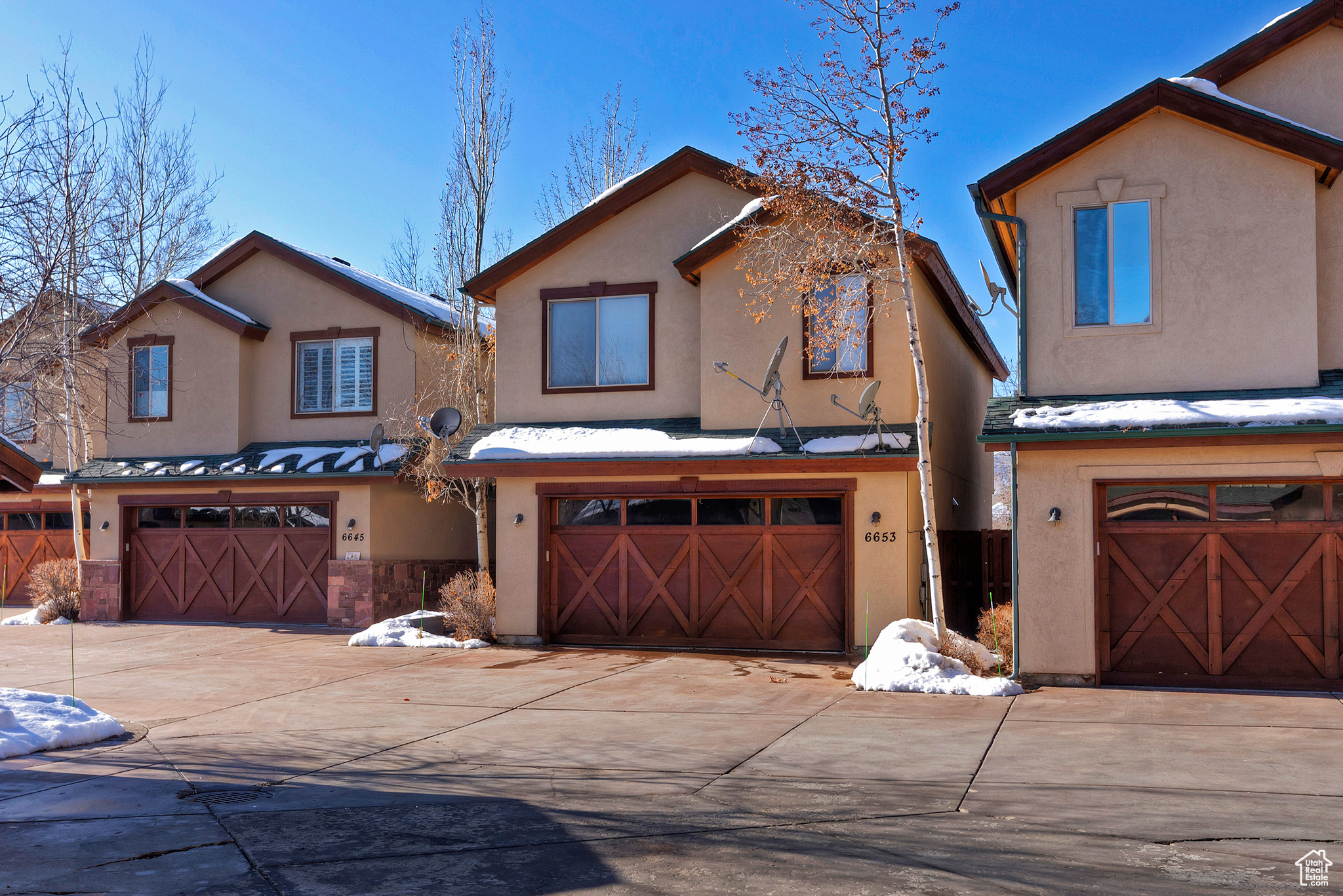 TROUT CREEK TOWNHOUSES - Residential Lease