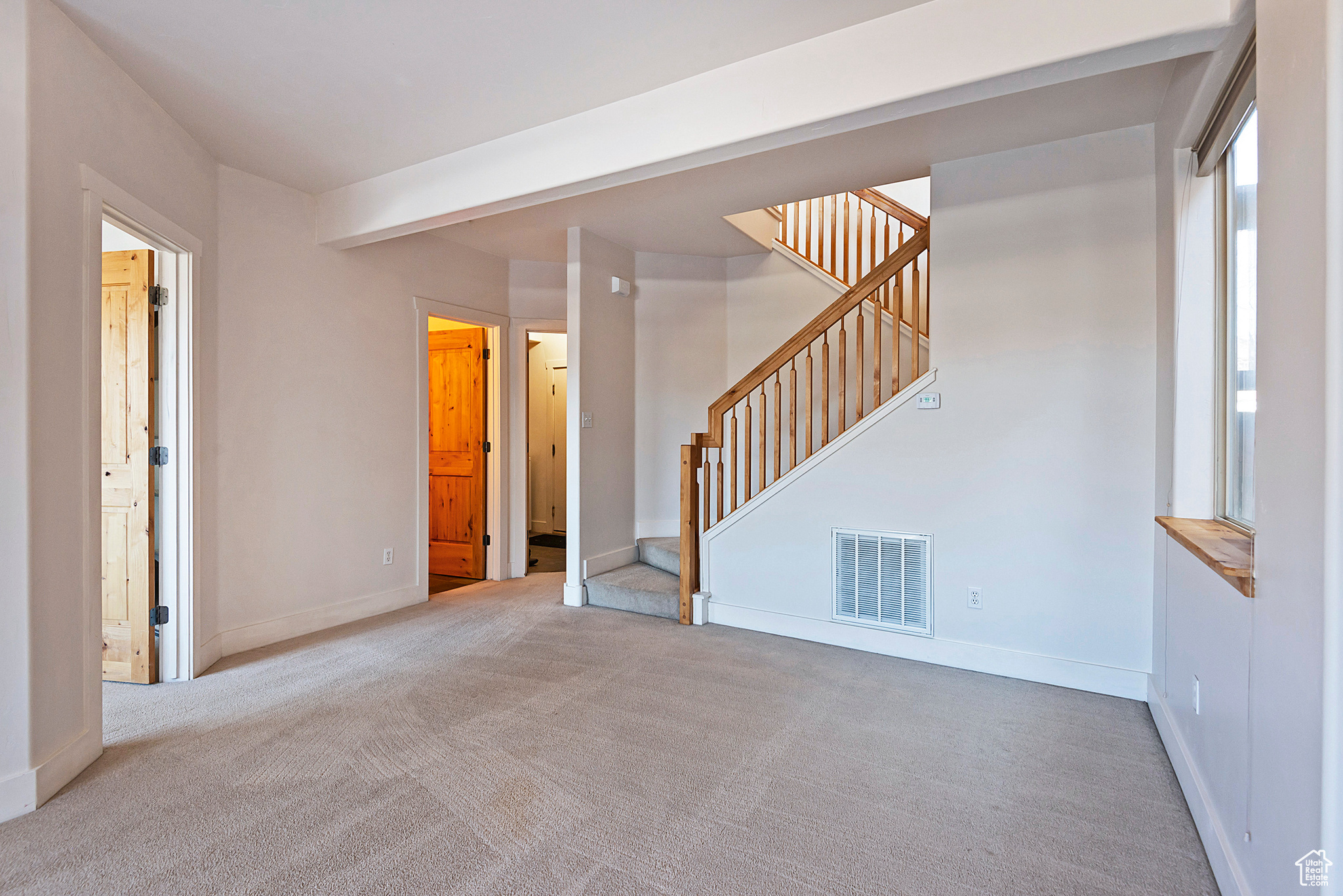 TROUT CREEK TOWNHOUSES - Residential Lease