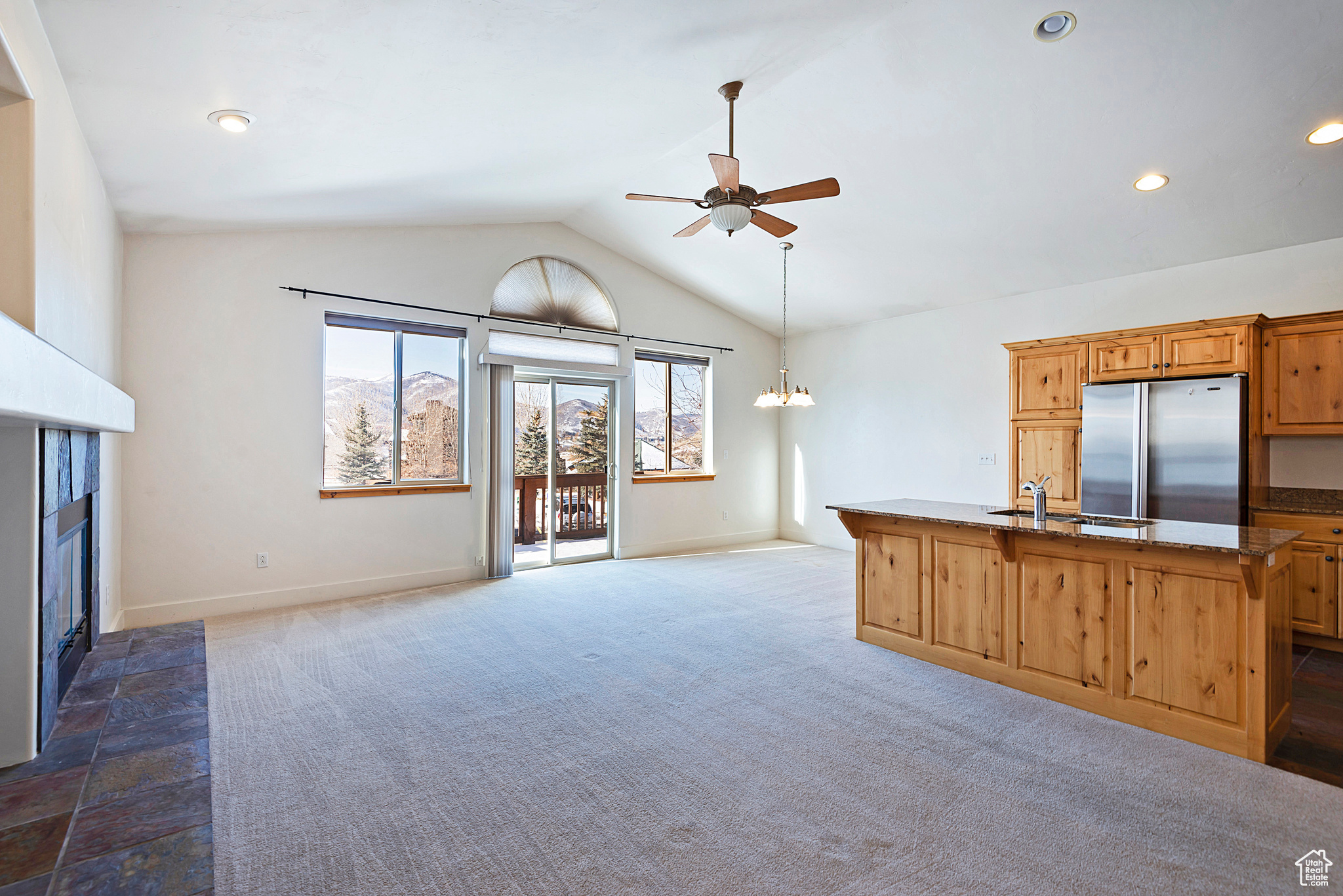 TROUT CREEK TOWNHOUSES - Residential Lease
