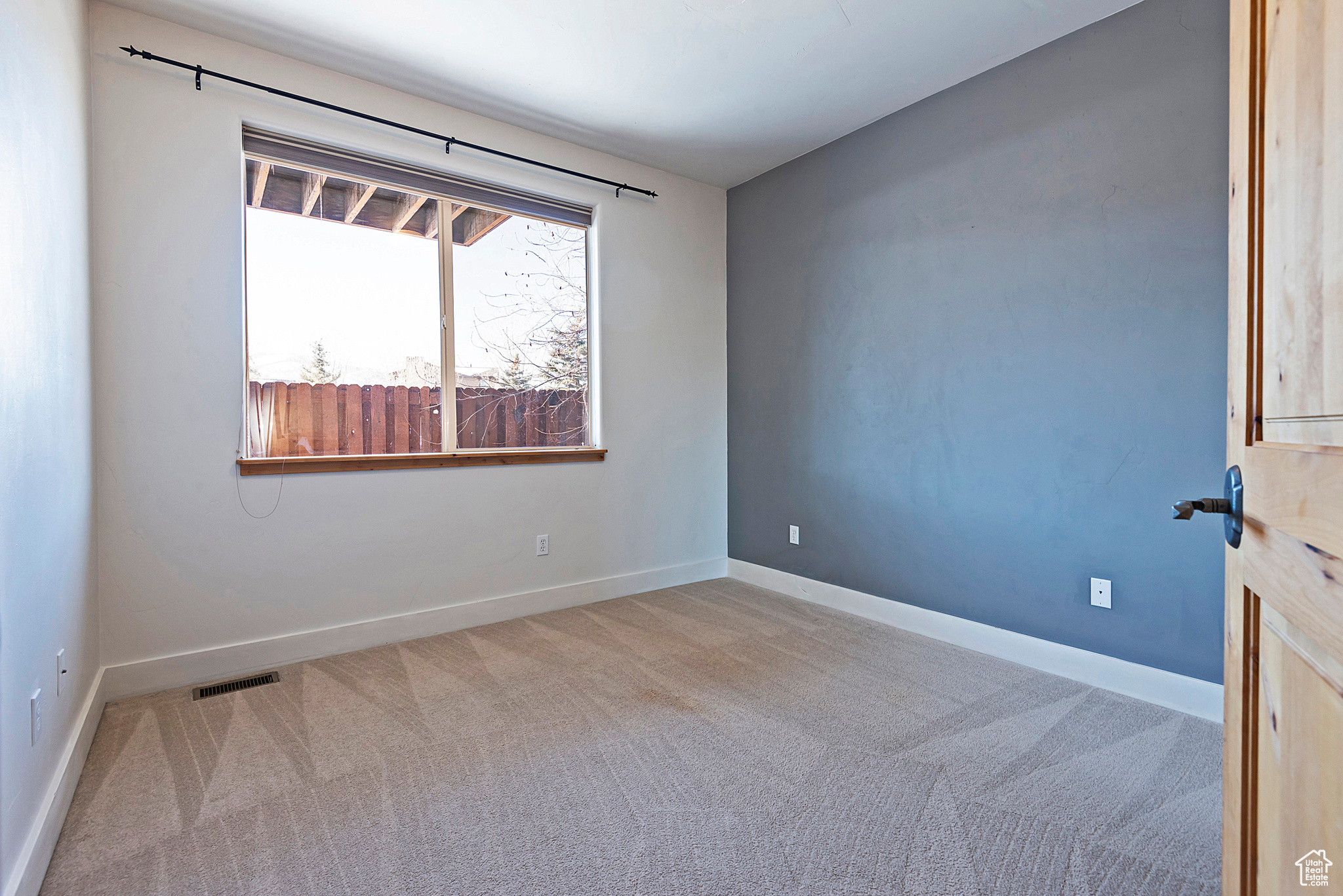 TROUT CREEK TOWNHOUSES - Residential Lease