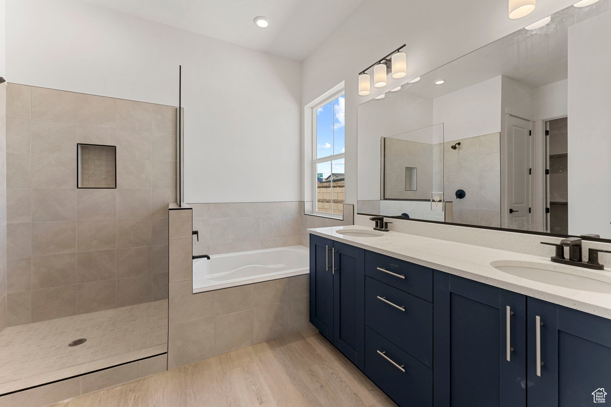 DESERT COLOR, SAGE HAVEN - Residential