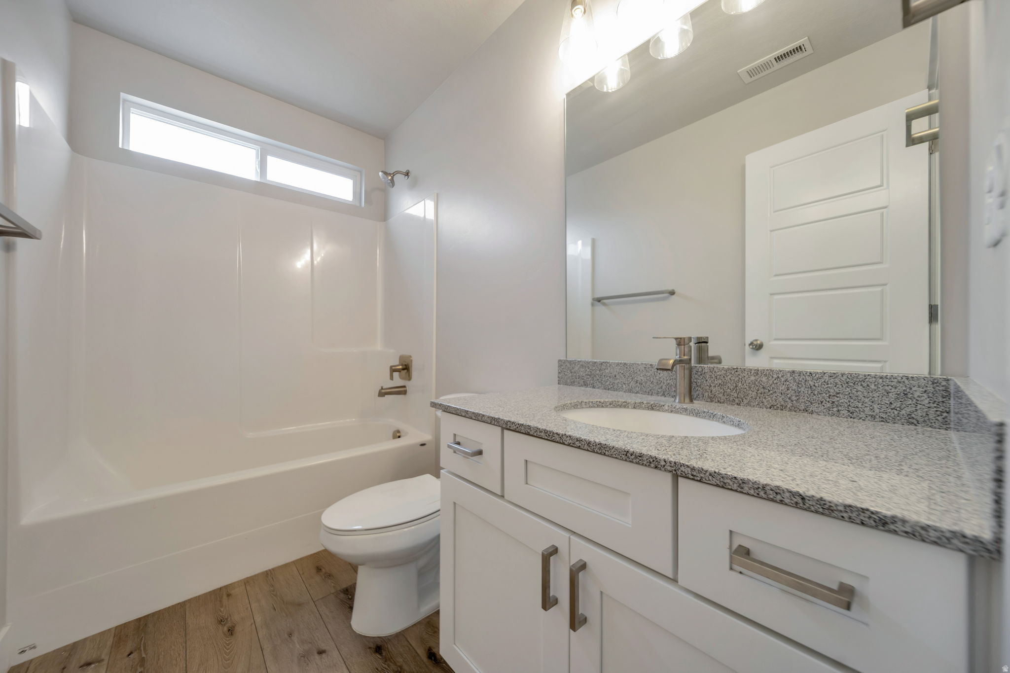 BRINGHURST STATION - Residential