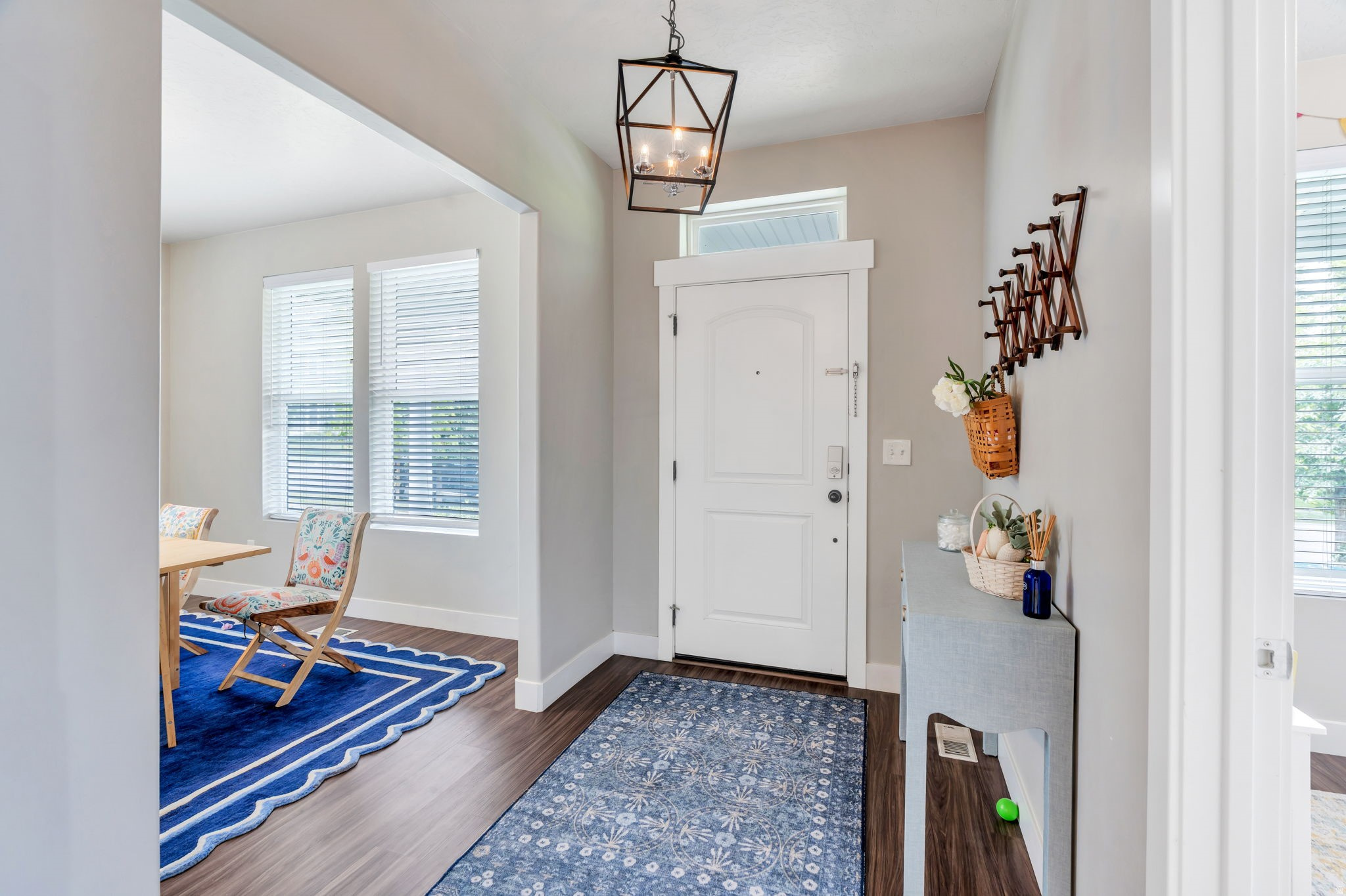 DAYBREAK - Residential