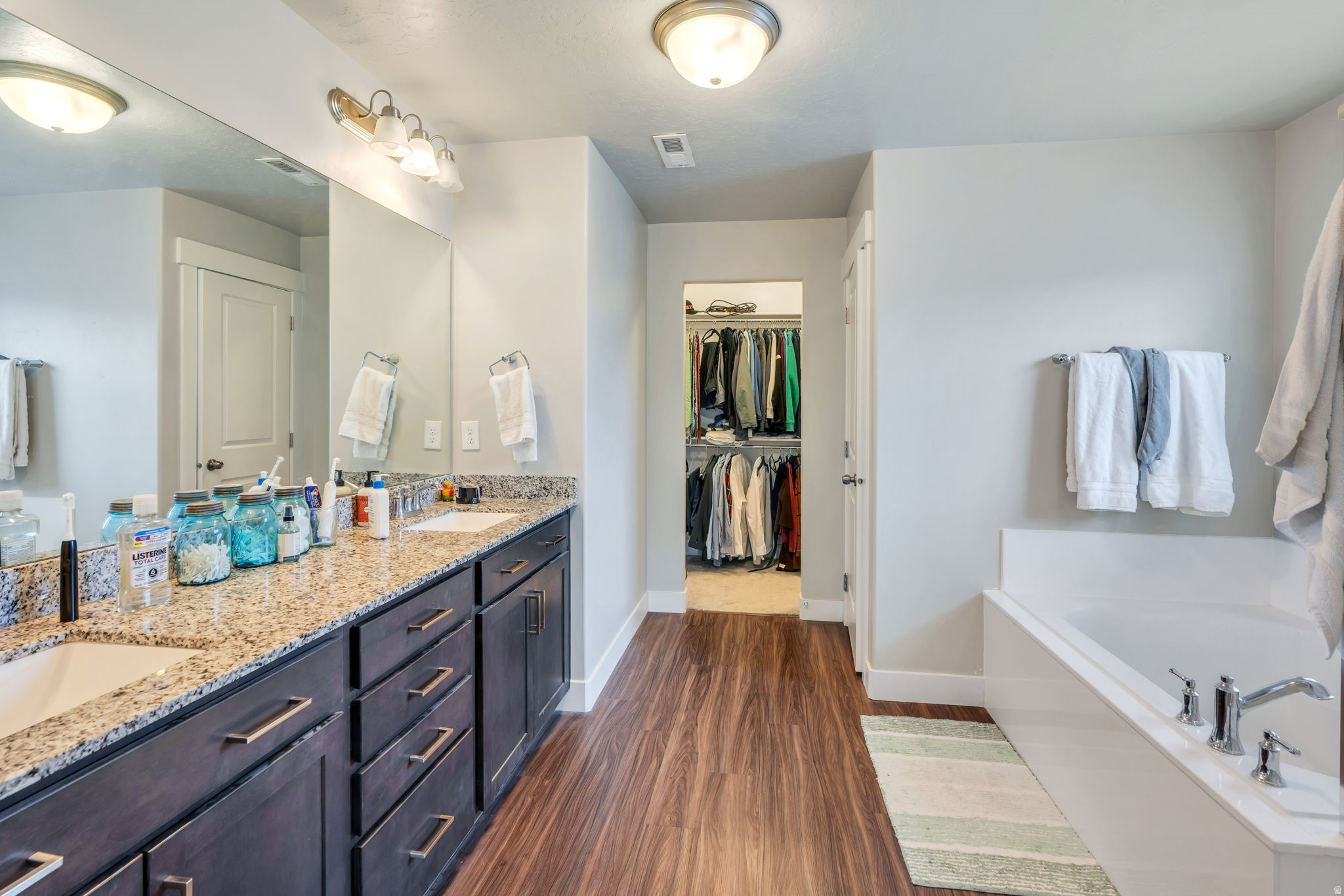 DAYBREAK - Residential