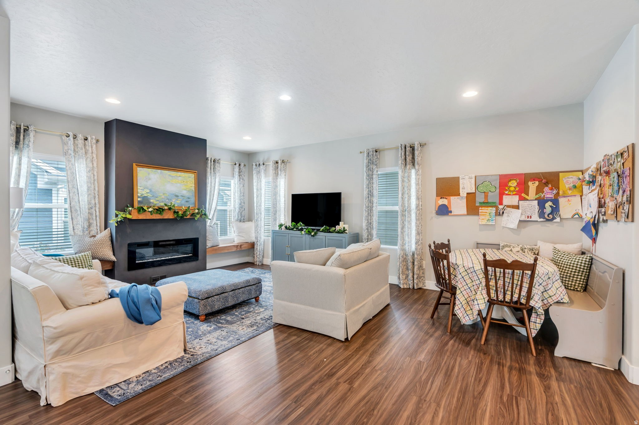 DAYBREAK - Residential