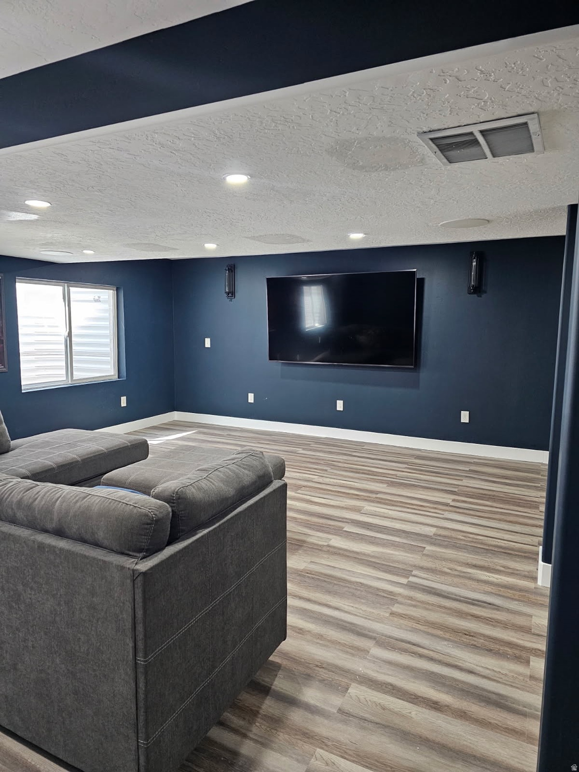 DAYBREAK - Residential