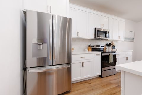 Tiny photo for 599 S 1020 W, American Fork, UT 84003 (MLS # 2158960)
