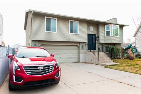 Tiny photo for 6363 S UYEDA CT, West Jordan, UT 84081 (MLS # 2142390)