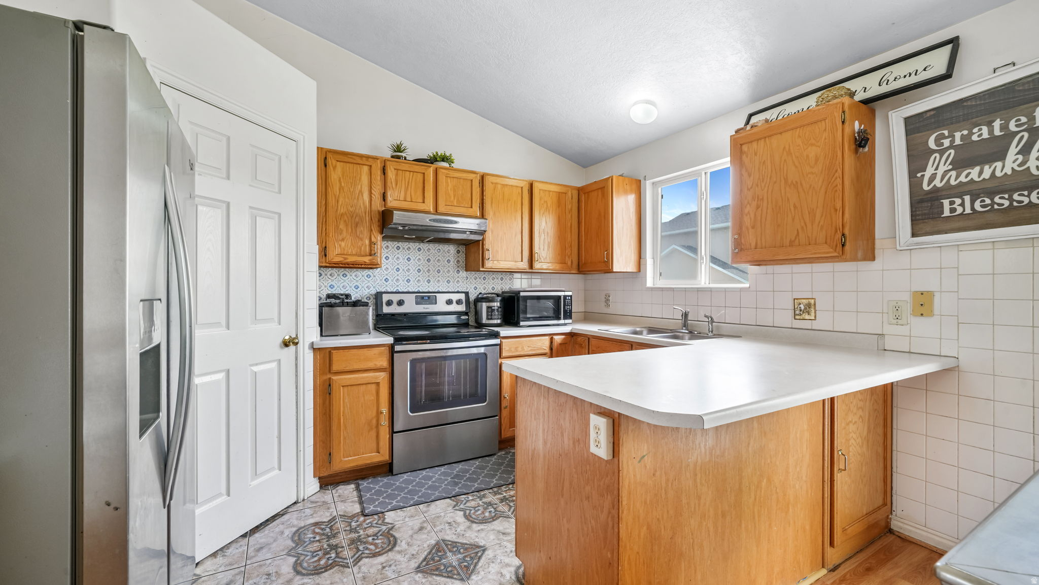 SUNRISE POINTE PHASE 2 - Residential