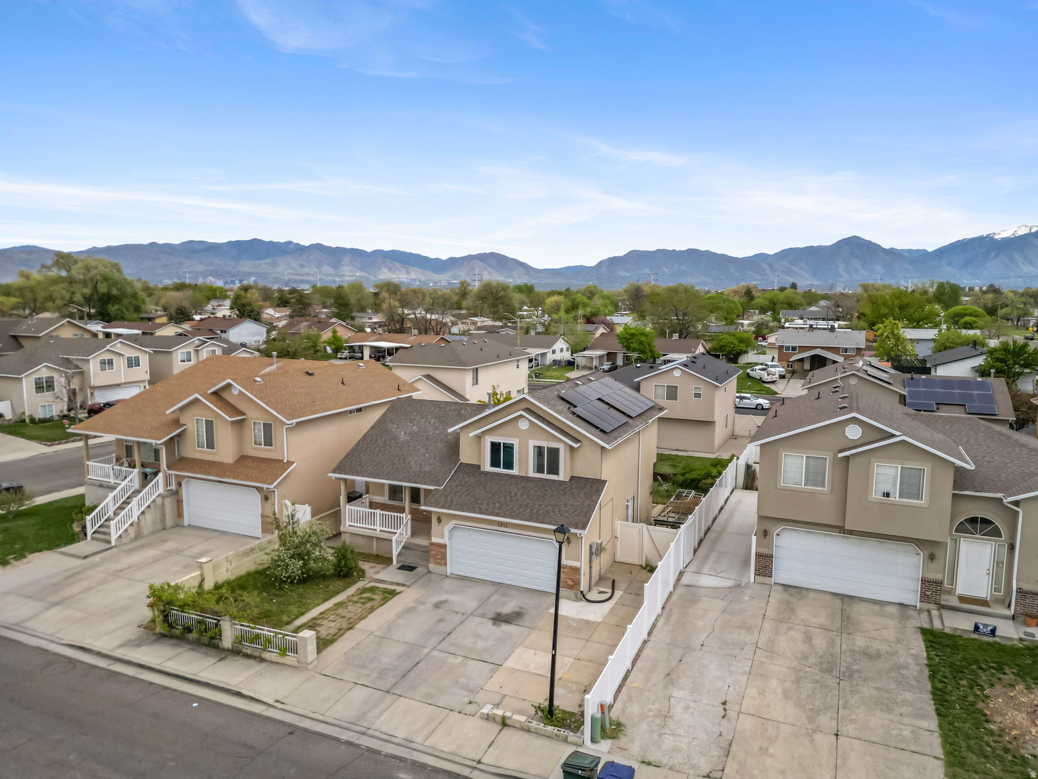 SUNRISE POINTE PHASE 2 - Residential