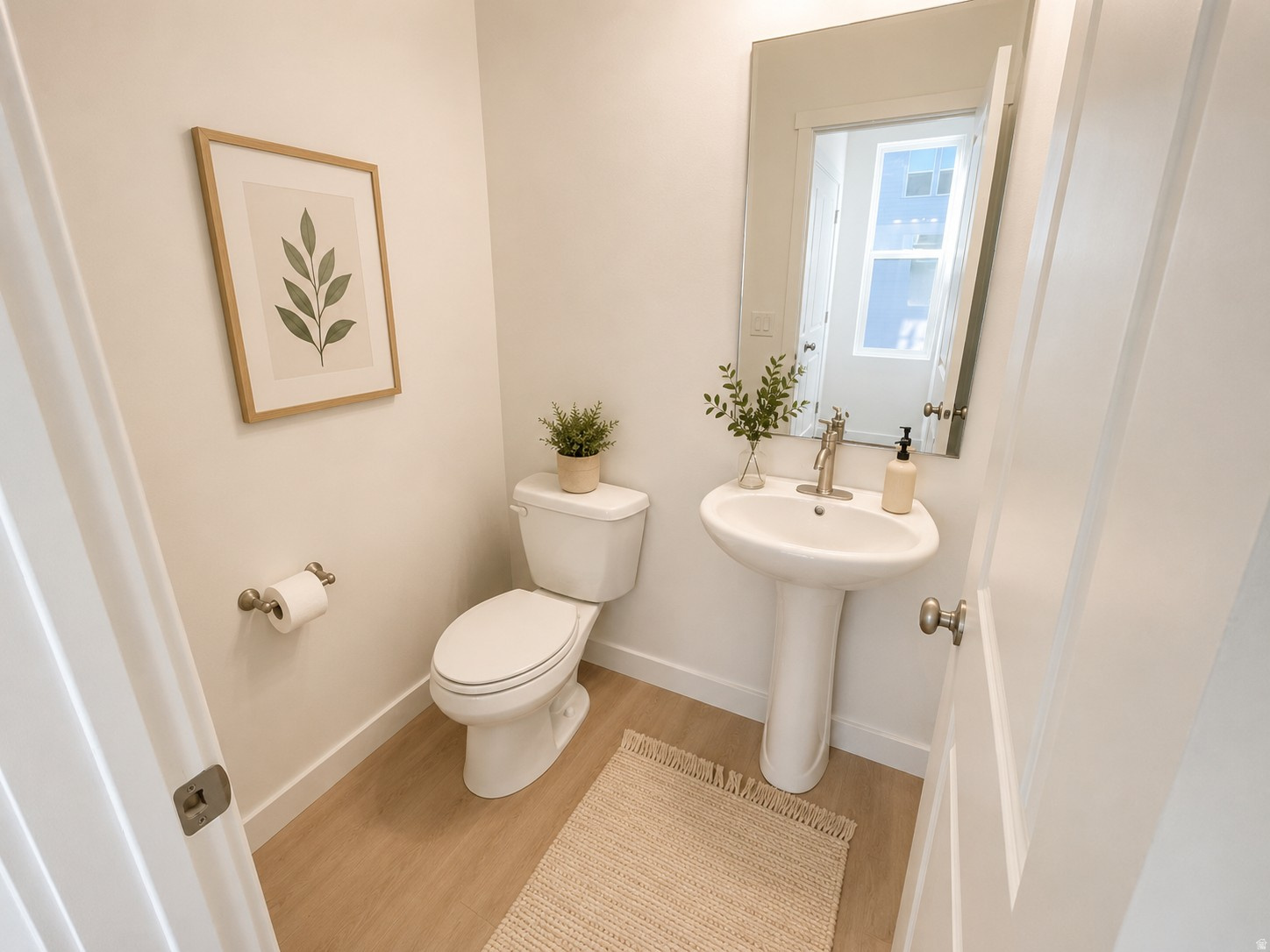 BEACON POINTE - Residential