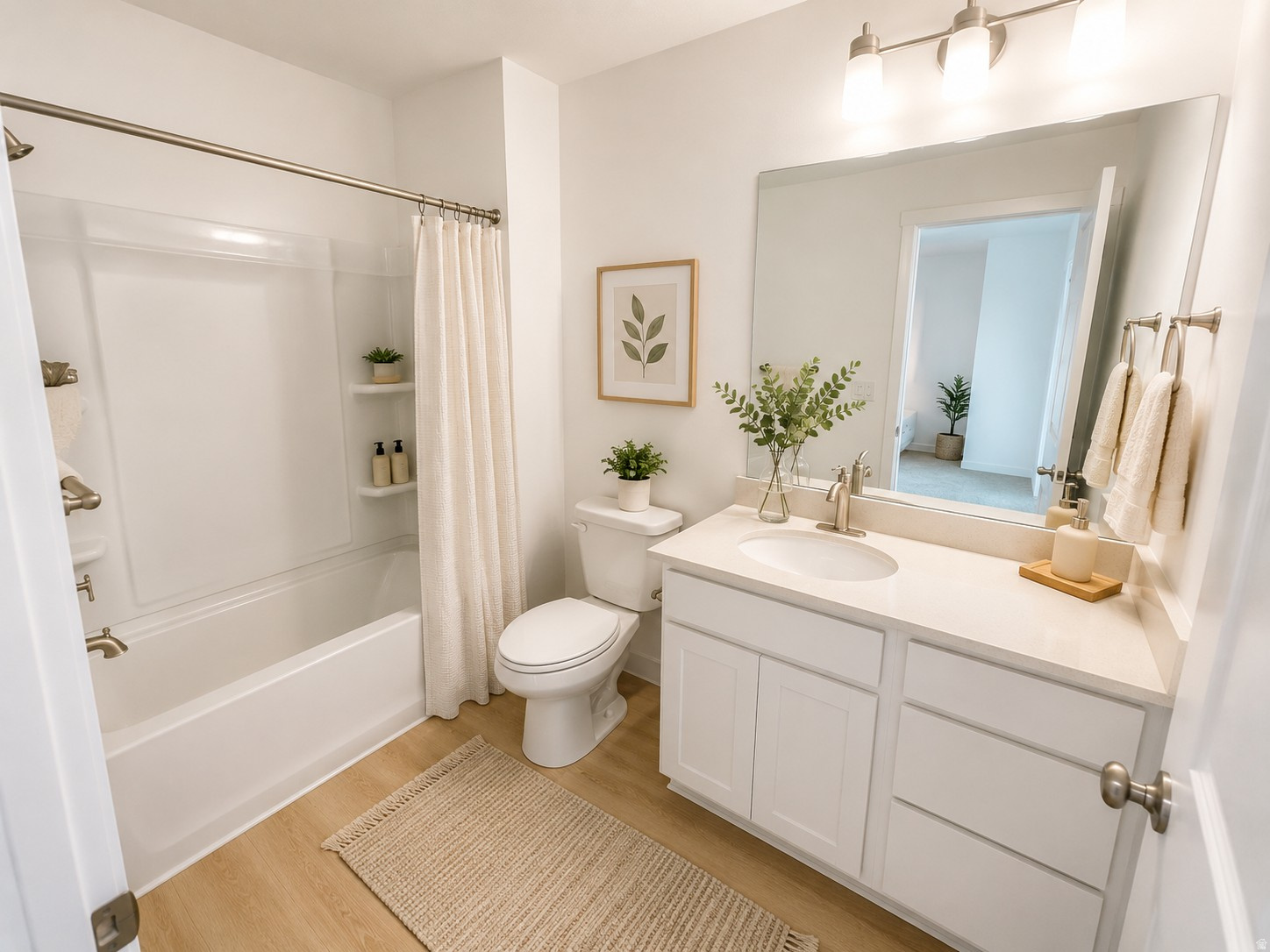 BEACON POINTE - Residential