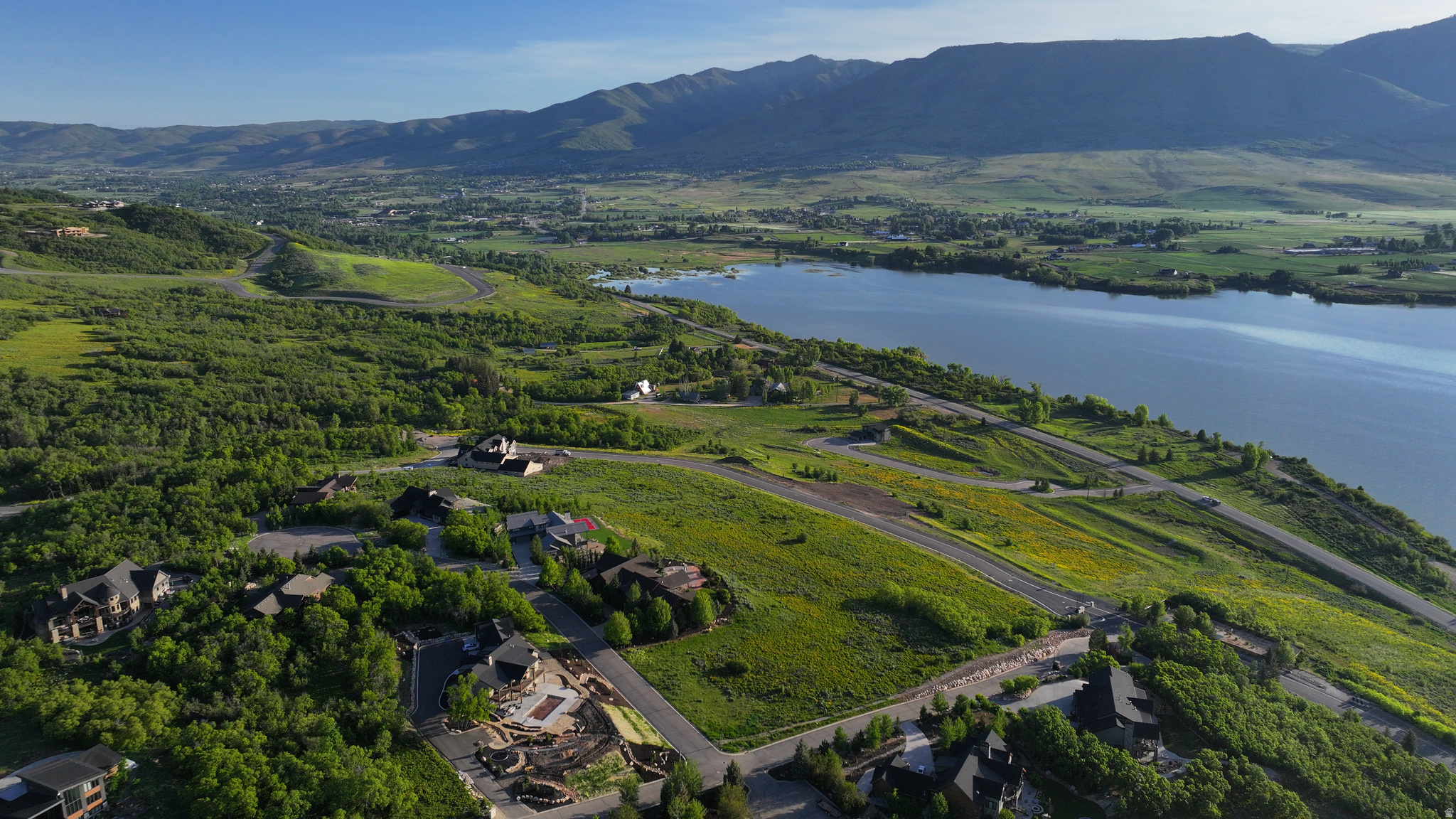 PINEVIEW OVERLOOK - Land