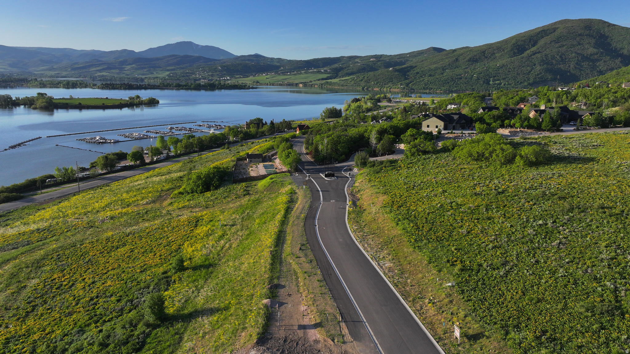 PINEVIEW OVERLOOK - Land