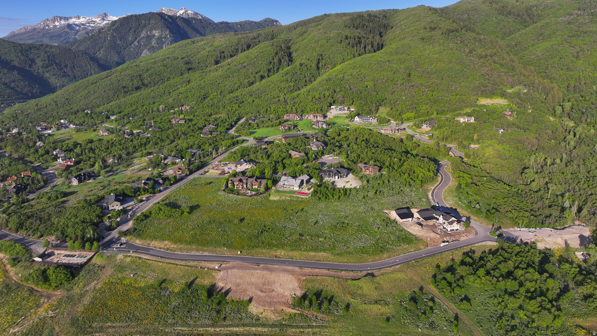 PINEVIEW OVERLOOK - Land