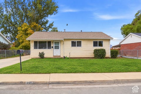 Photo of 241 W 300 S, Spanish Fork, UT 84660 (MLS # 2192816)