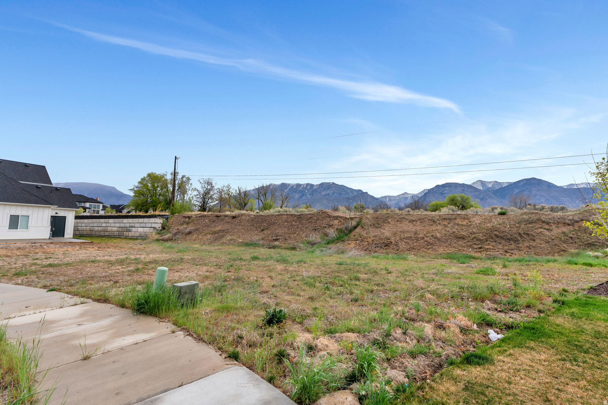 JOHNSON ORCHARDS - Land