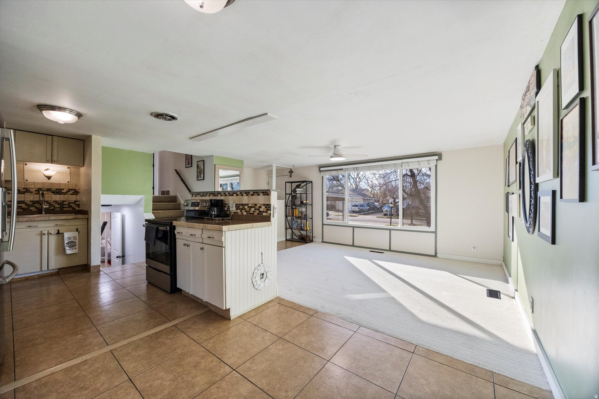 RON CLARE VILLAGE NO - Residential