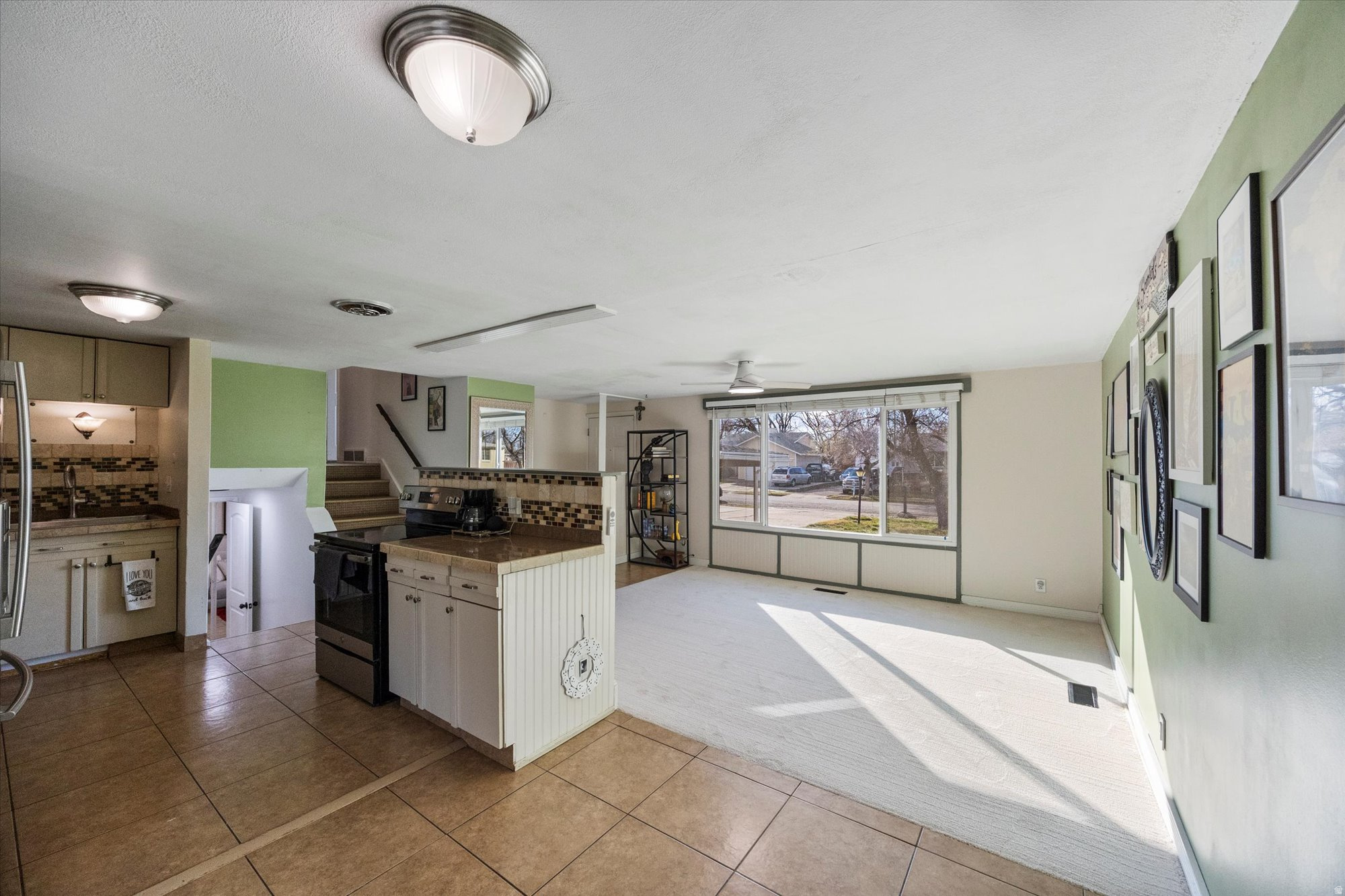 RON CLARE VILLAGE NO - Residential