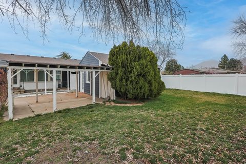 Tiny photo for 1856 E BROOKHILL DR, Cottonwood Heights, UT 84121 (MLS # 2129061)