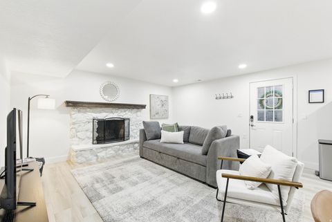 Tiny photo for 1856 E BROOKHILL DR, Cottonwood Heights, UT 84121 (MLS # 2129061)
