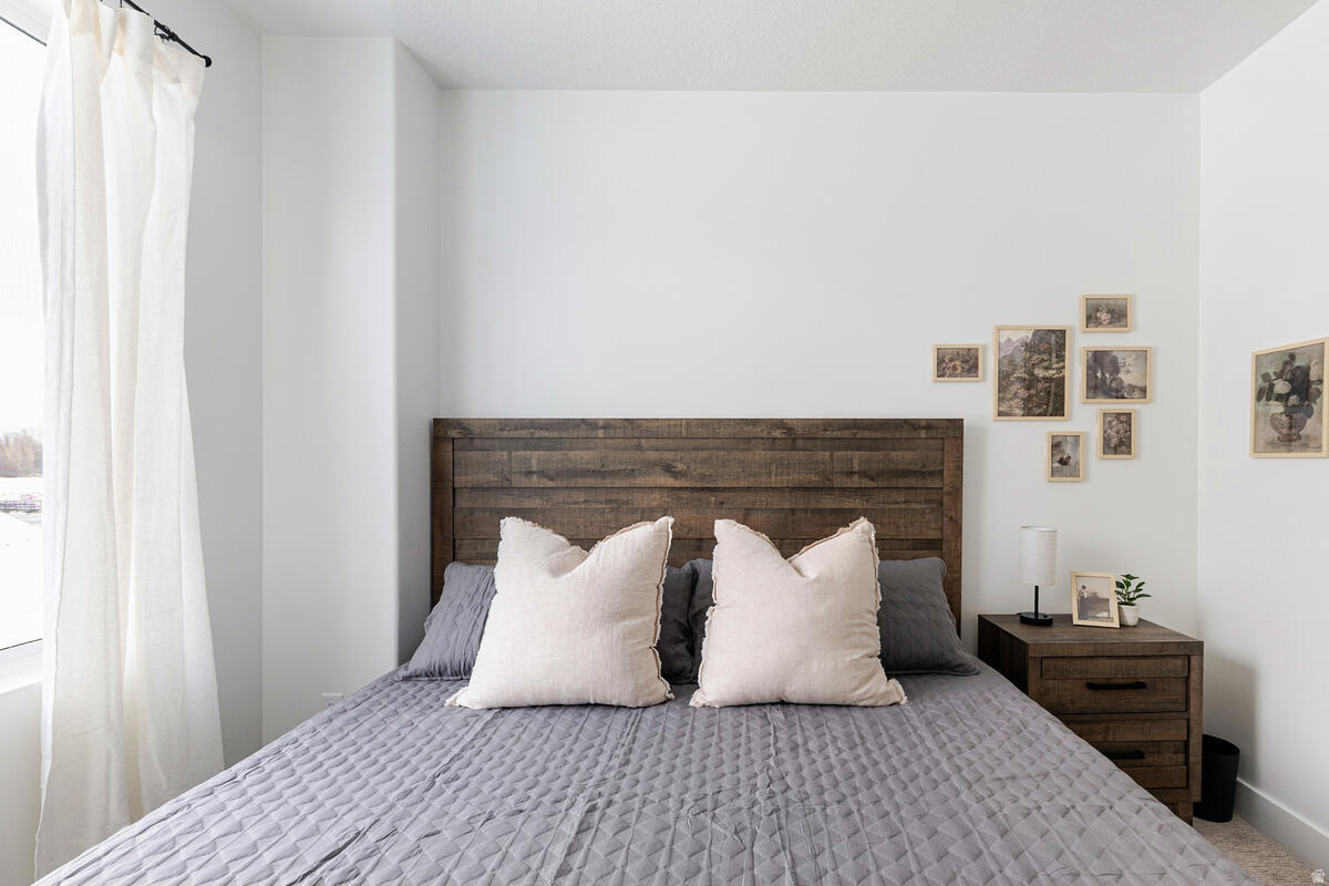 PEAKS TOWNHOMES - Residential