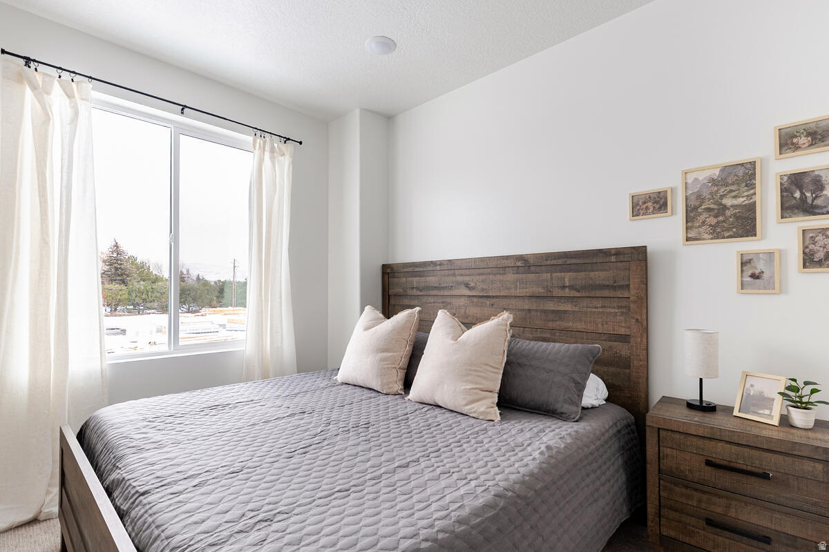 PEAKS TOWNHOMES - Residential