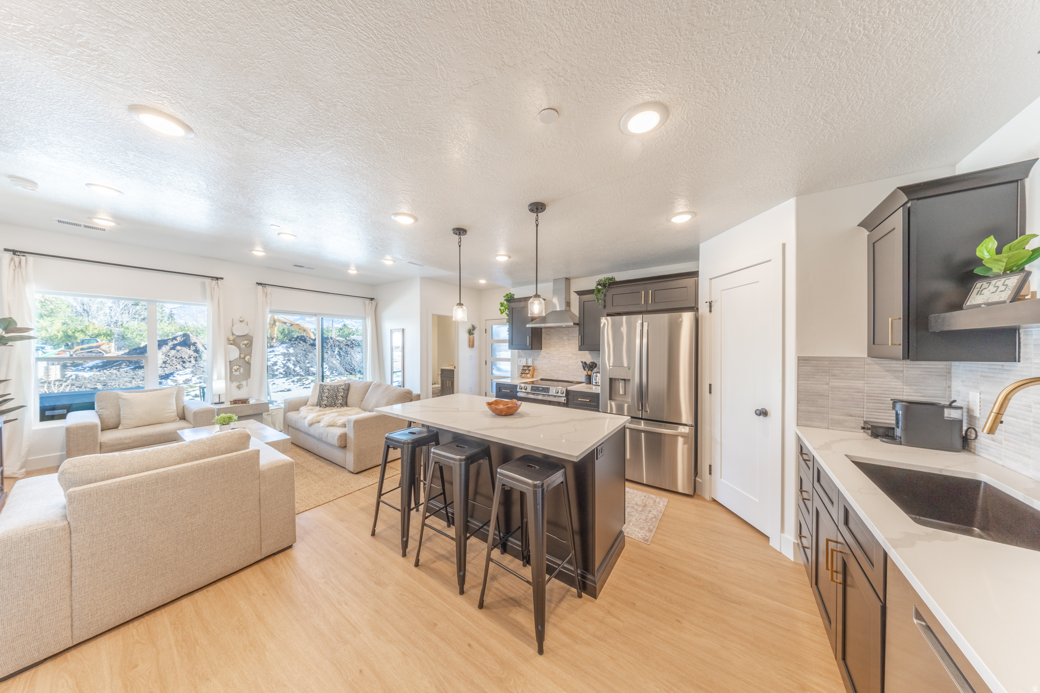 PEAKS TOWNHOMES - Residential