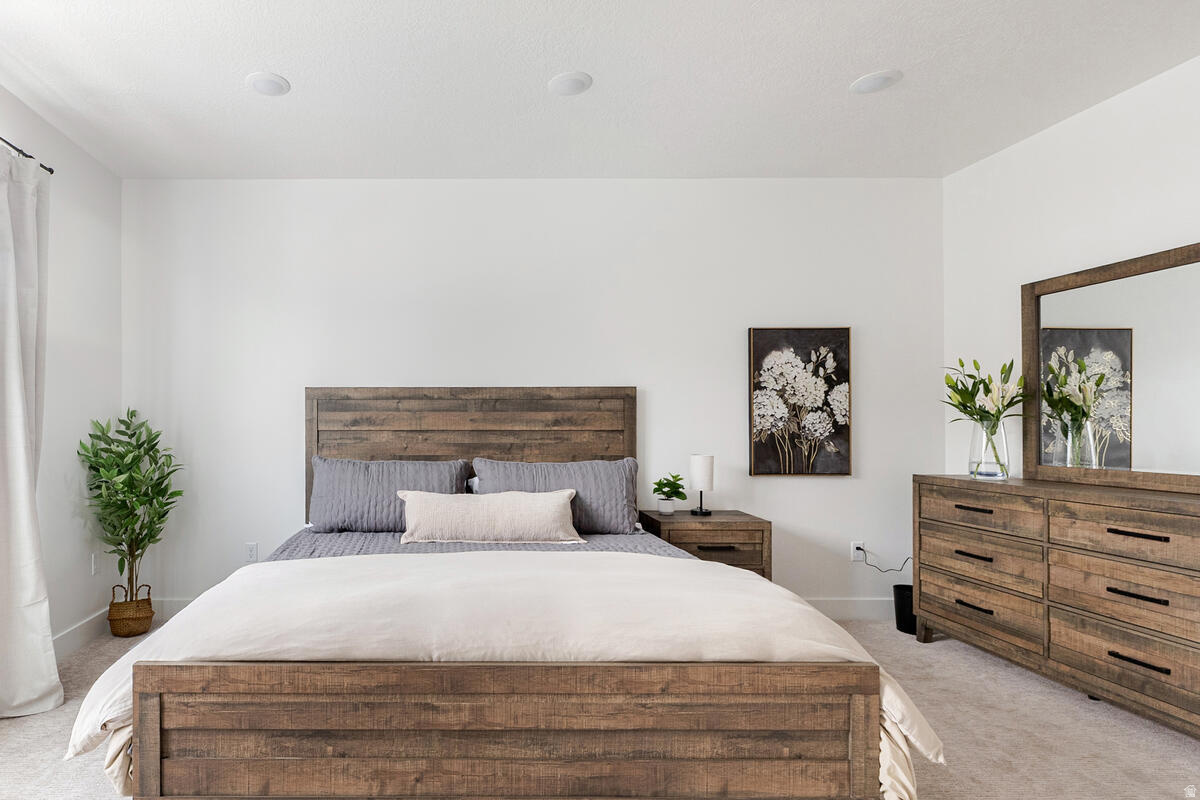 PEAKS TOWNHOMES - Residential