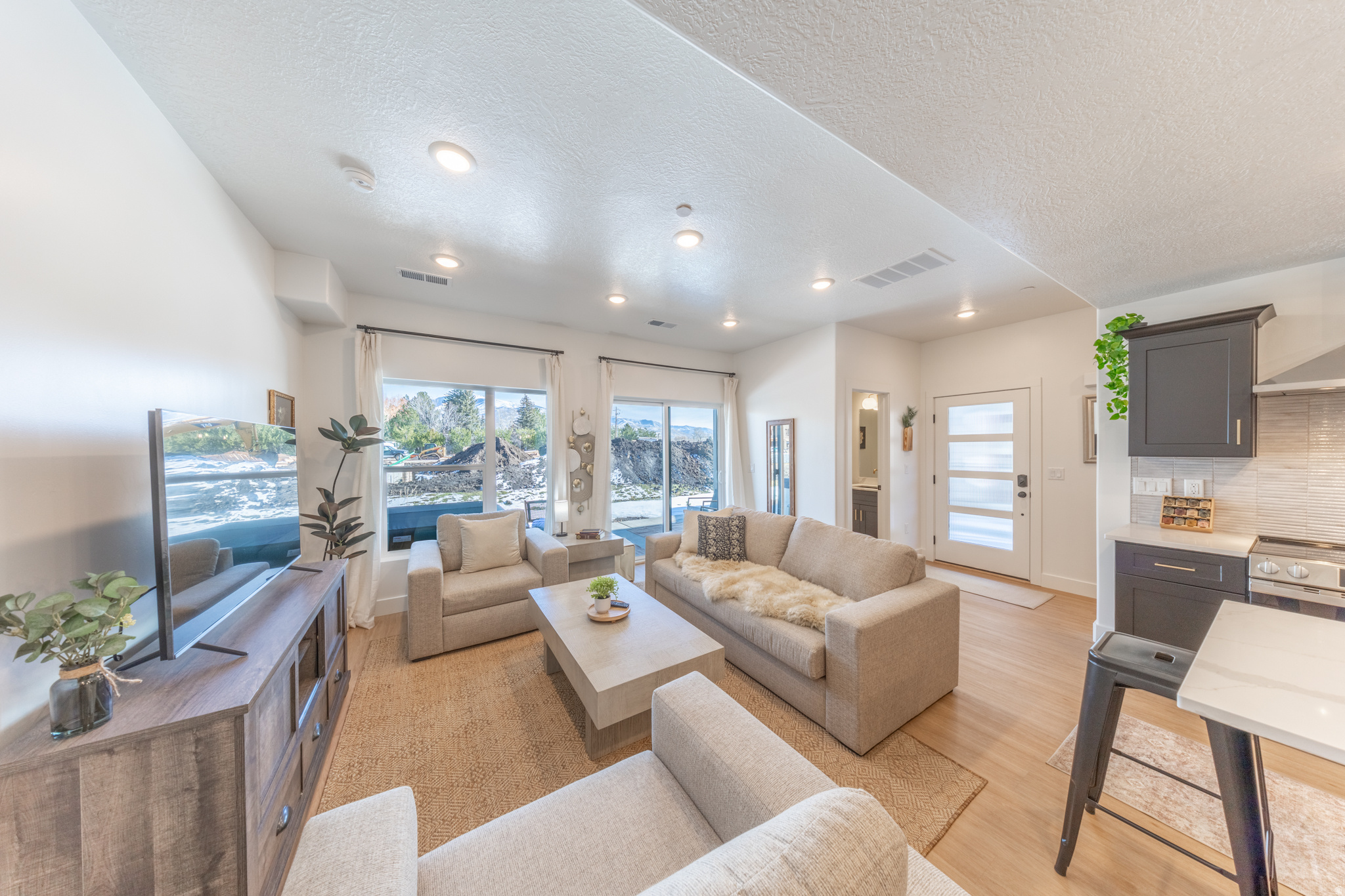 PEAKS TOWNHOMES - Residential