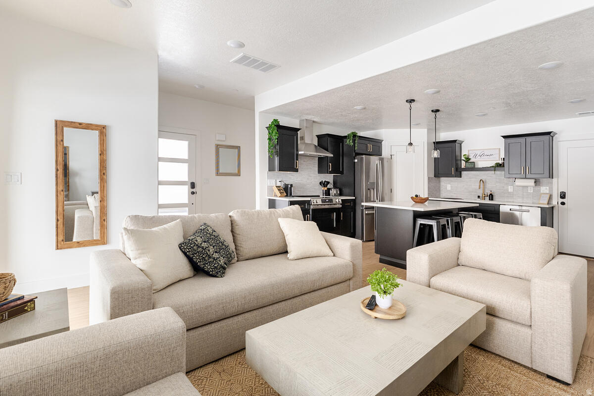 PEAKS TOWNHOMES - Residential