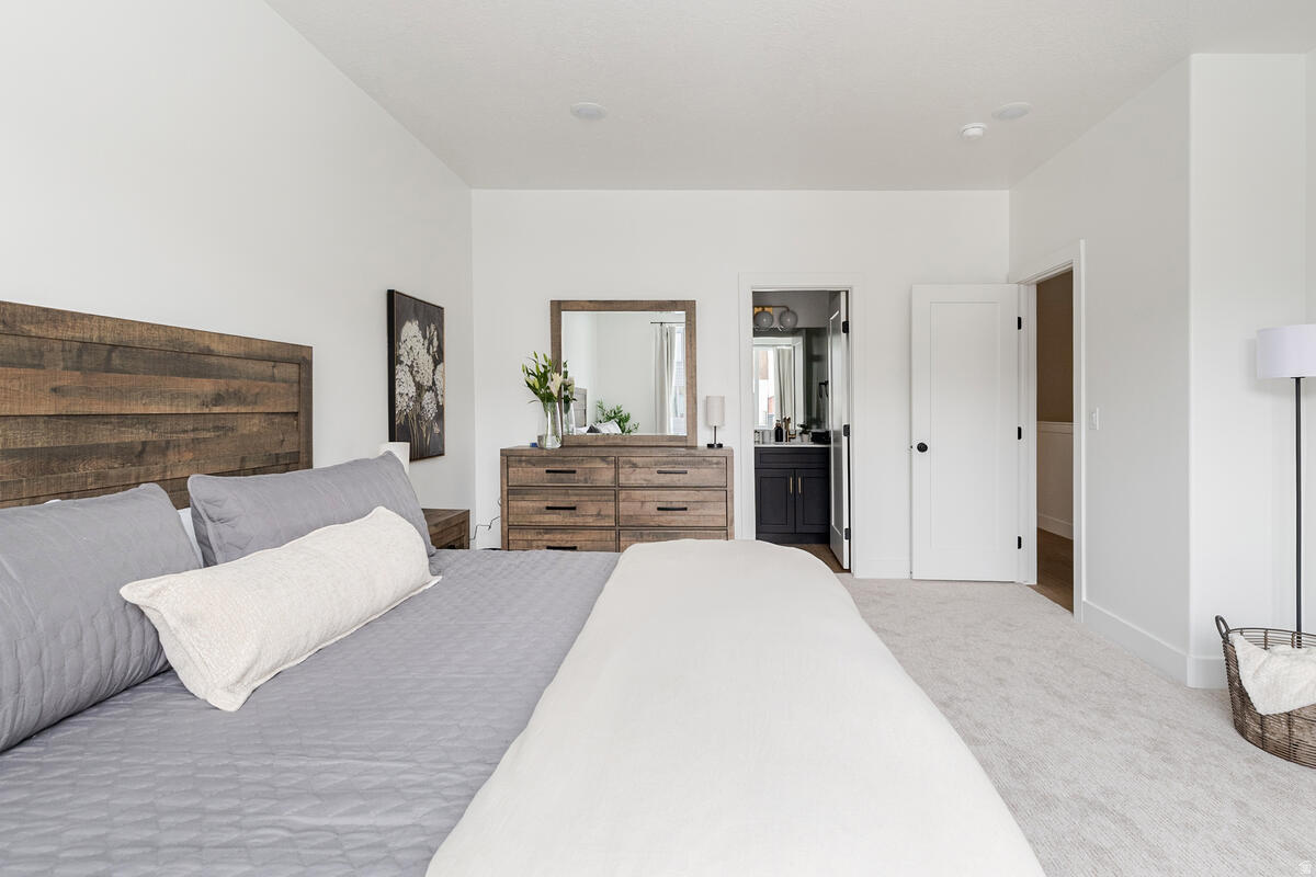 PEAKS TOWNHOMES - Residential