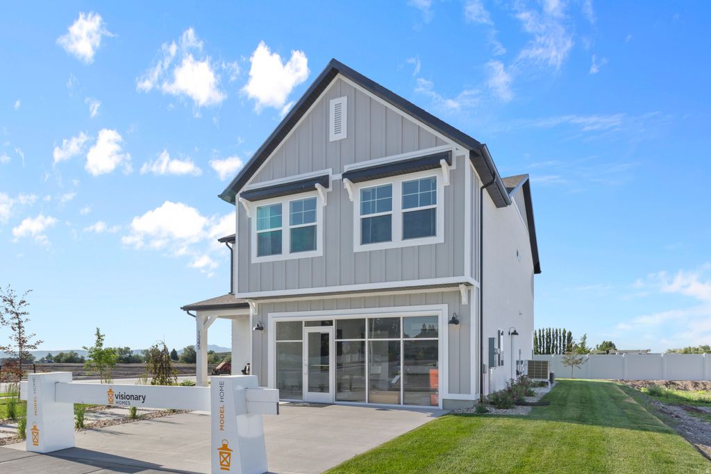 Photo of 1772 W RIVERGATE DR, Logan, UT 84321 (MLS # 2137649)