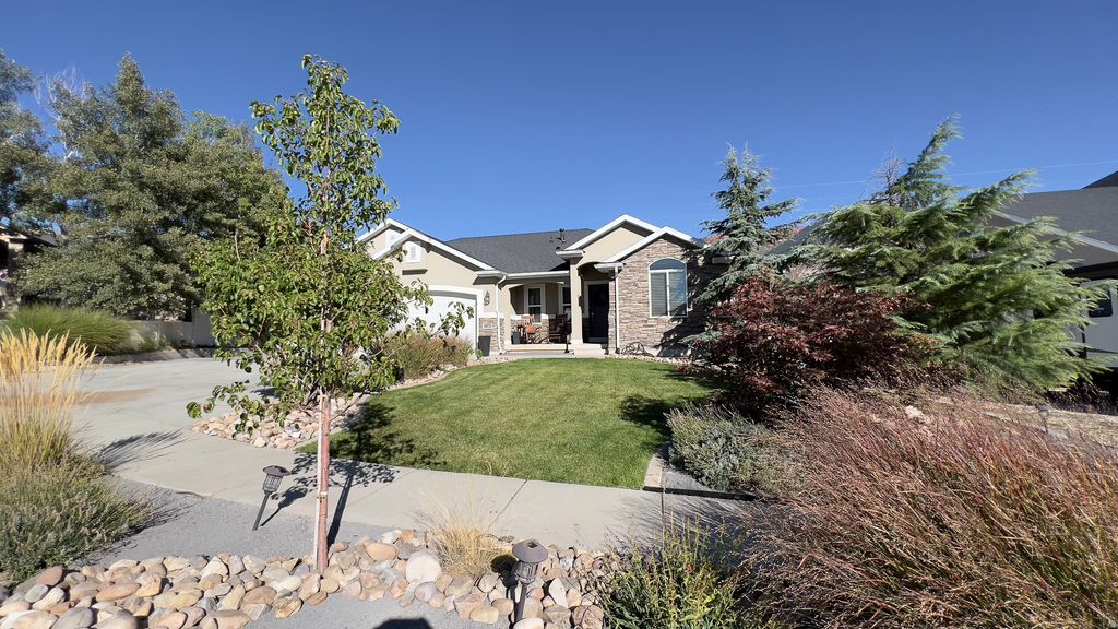 Photo for 2072 N 275 E, North Ogden, UT 84414 (MLS # 2120255)