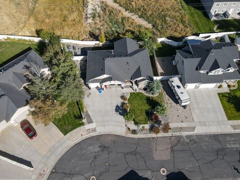 Tiny photo for 2072 N 275 E, North Ogden, UT 84414 (MLS # 2120255)