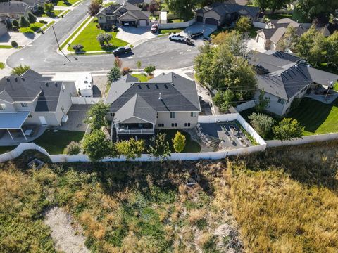 Tiny photo for 2072 N 275 E, North Ogden, UT 84414 (MLS # 2120255)