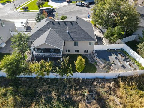 Tiny photo for 2072 N 275 E, North Ogden, UT 84414 (MLS # 2120255)