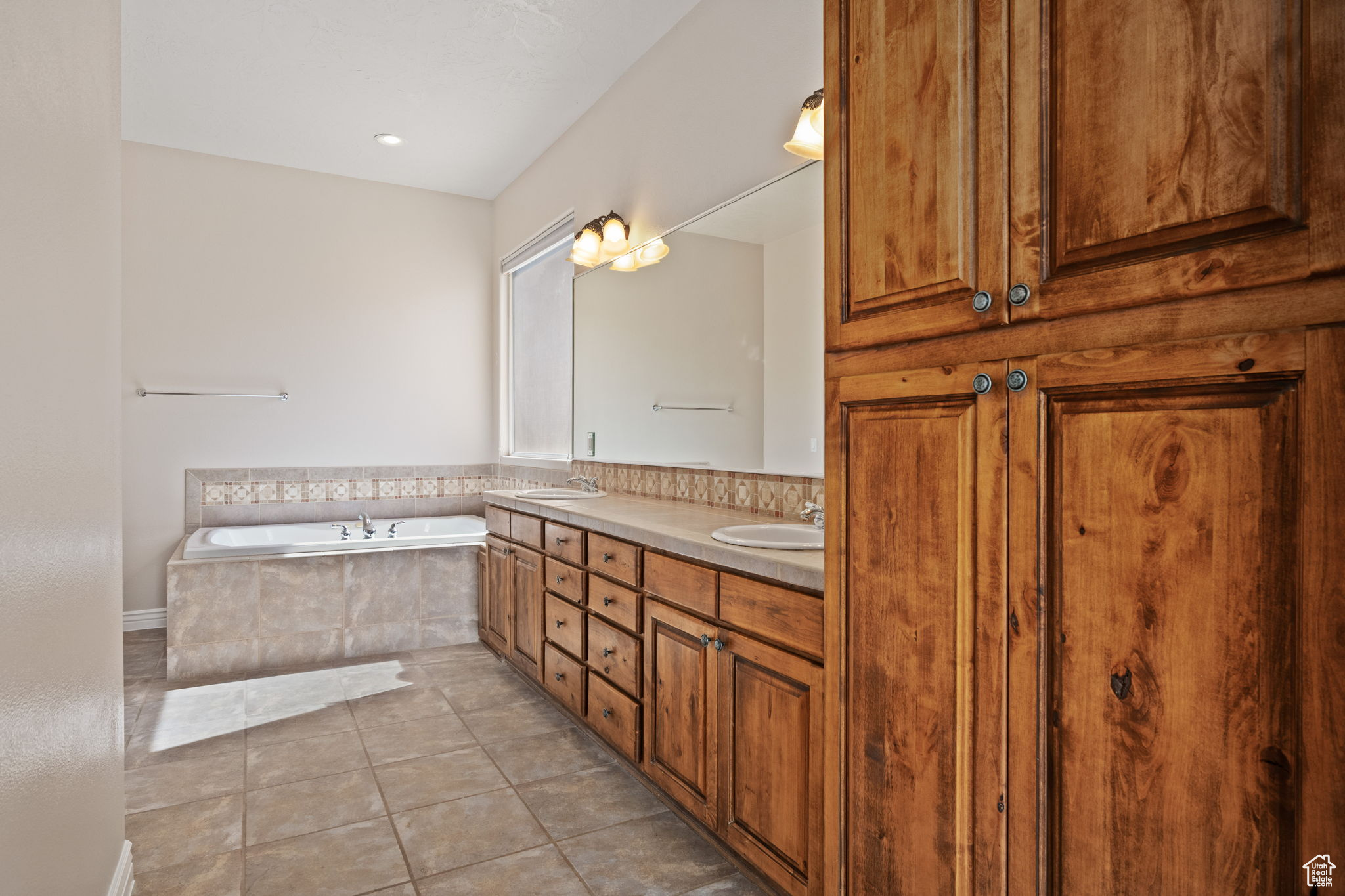 SKY MOUNTAIN GOLF EST 9 - Residential