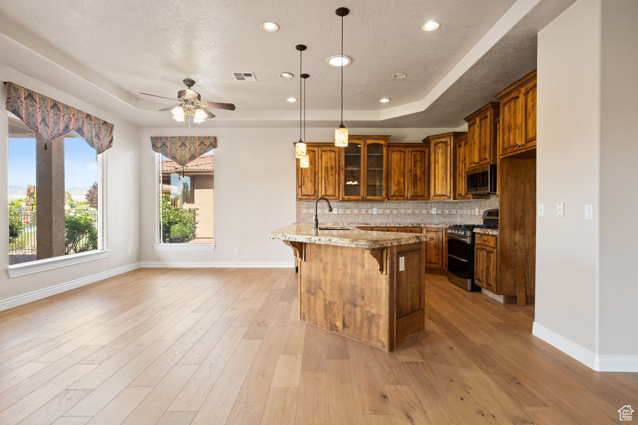 SKY MOUNTAIN GOLF EST 9 - Residential