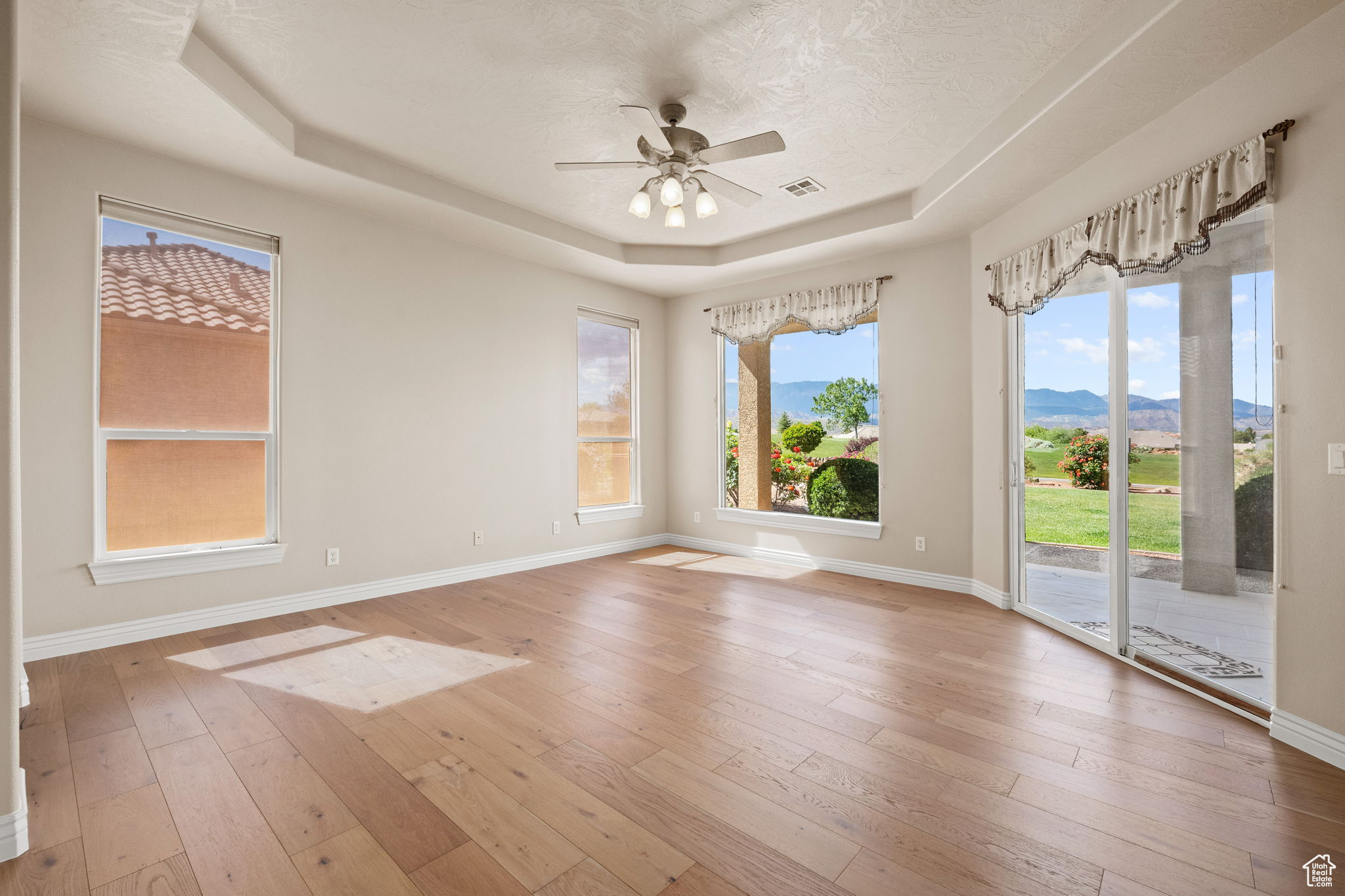 SKY MOUNTAIN GOLF EST 9 - Residential