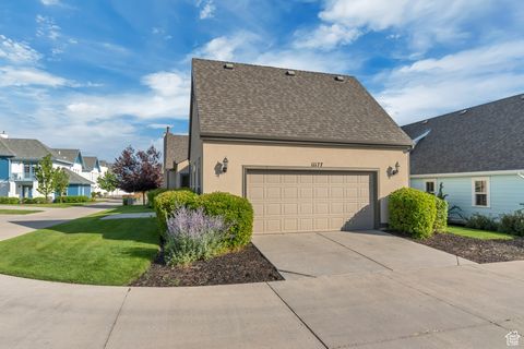 Tiny photo for 11177 S KIWANO WAY W, South Jordan, UT 84009 (MLS # 2100604)