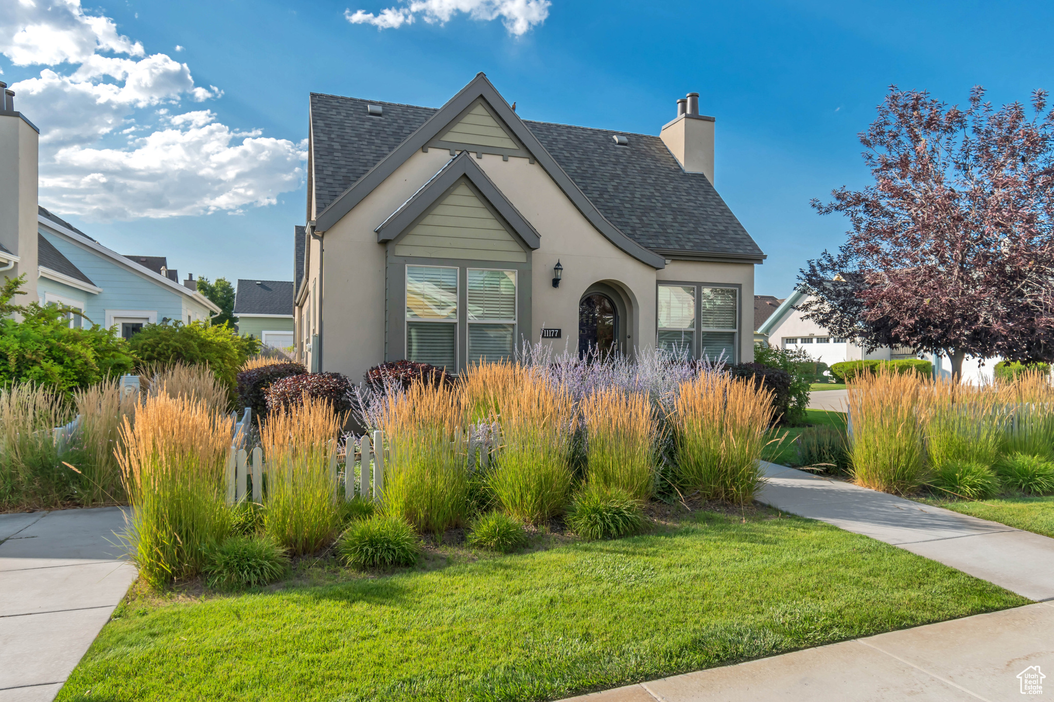 DAYBREAK GARDEN PARK - Residential