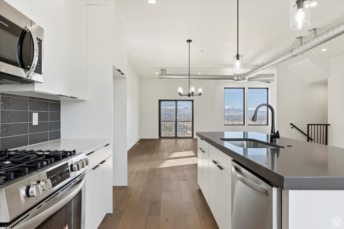 STERLING HEIGHTS - Residential