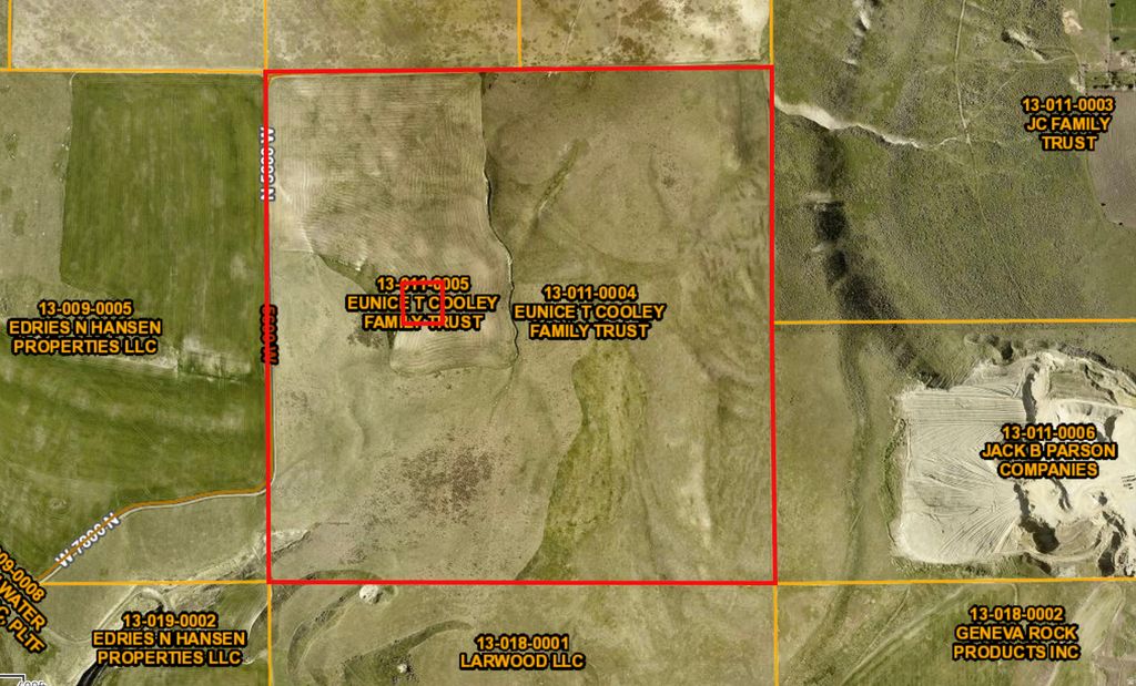 Photo of 7900 N 5600 W, Smithfield, UT 84335 (MLS # 2125632)